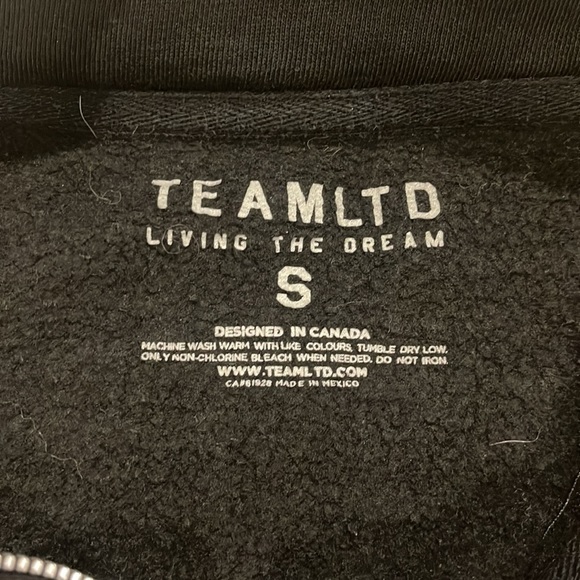 TEAMLTD - Quarter-zip Fleece Pullover Sweater - Black (size small) - Picture 5 of 10
